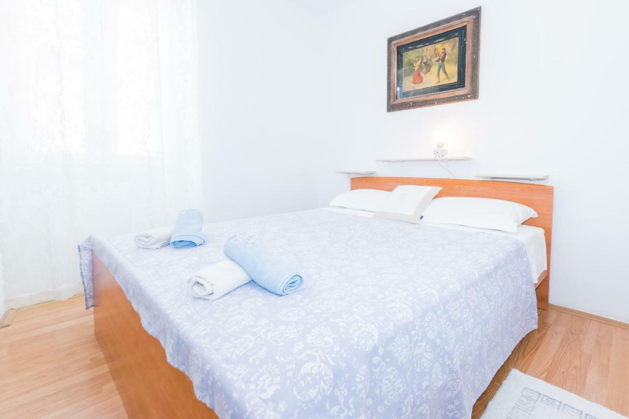 Beautiful Rustical Apt Ana In The Heart Of Rovinj Extérieur photo
