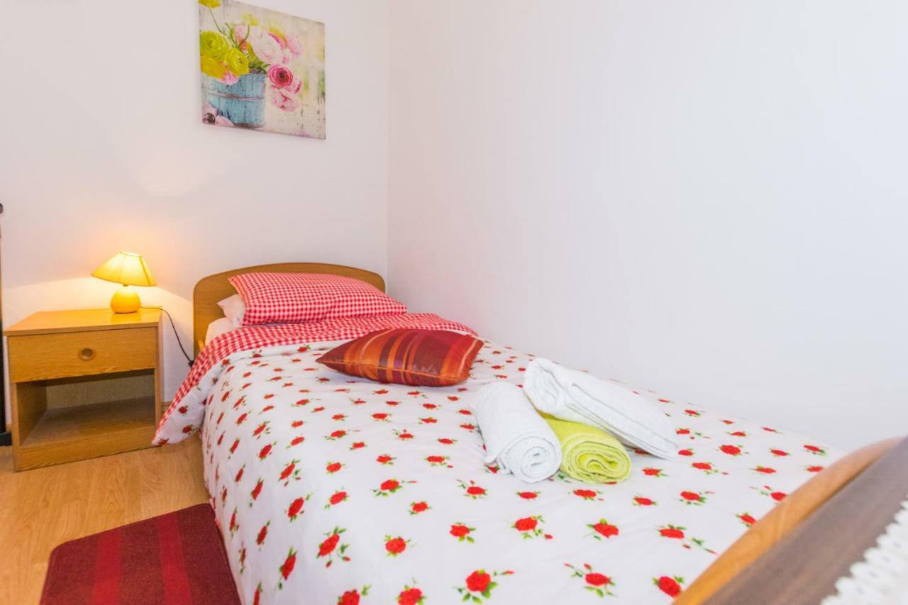 Beautiful Rustical Apt Ana In The Heart Of Rovinj Extérieur photo